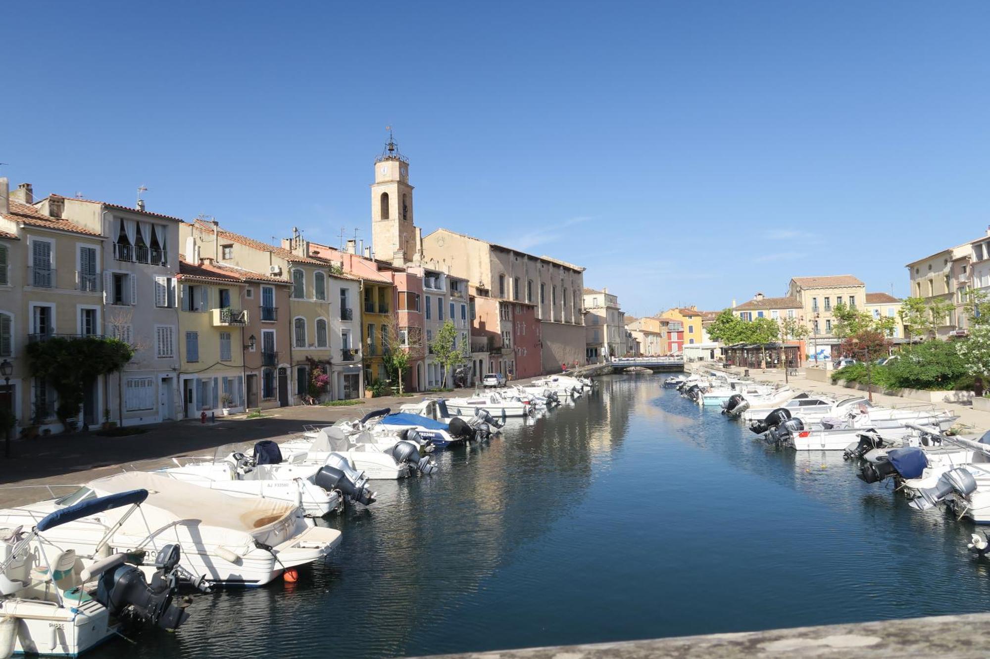 Le Charme De La Venise Provencale Apartment *