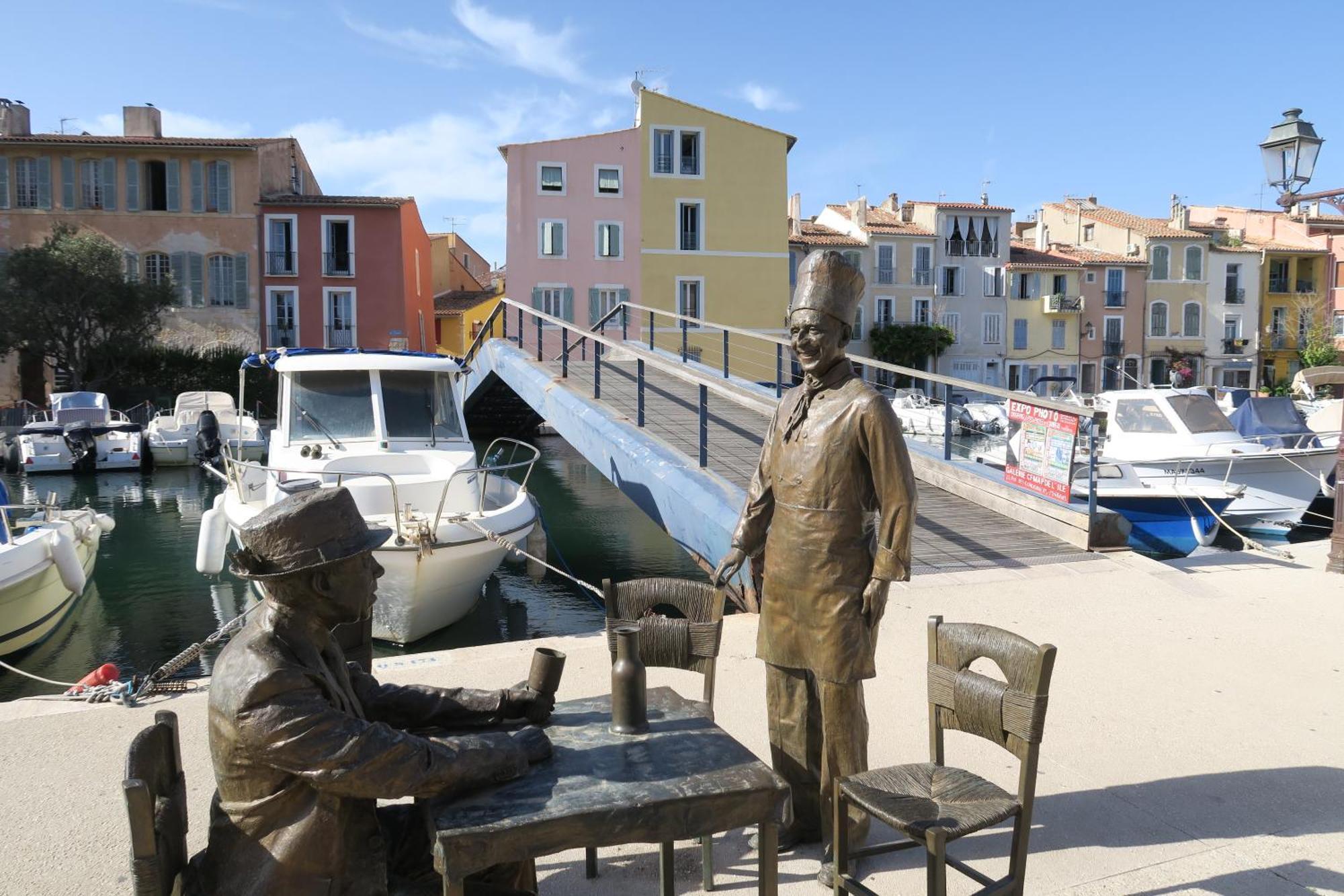 Le Charme De La Venise Provencale
